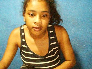 TriciaBella Porn Show