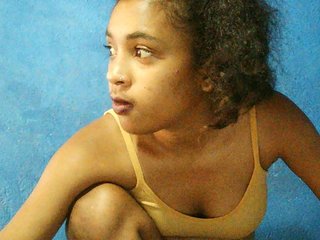 TriciaBella Porn Show