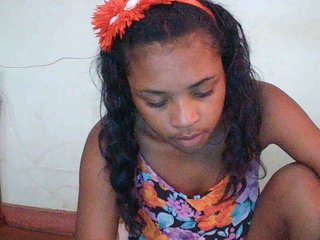 TriciaBella's Live Webcam