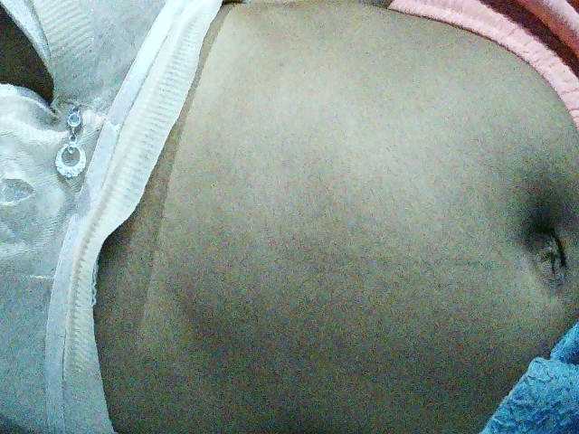 TriciaBella's BongaCams show and profile