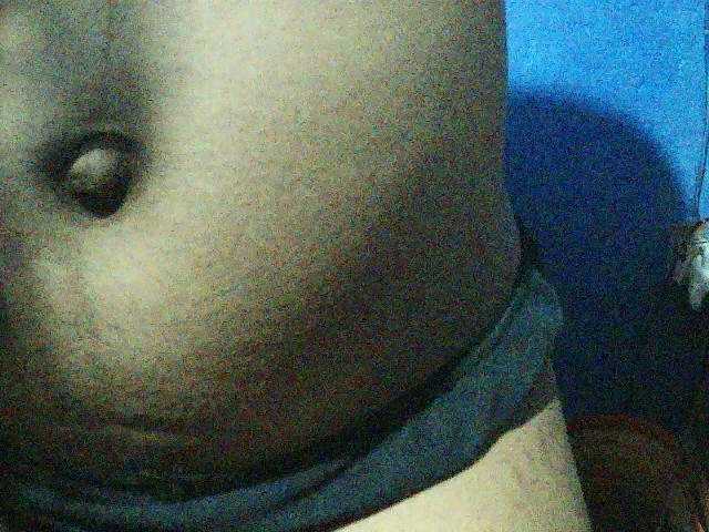 TriciaBella's BongaCams show and profile