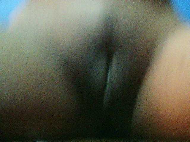 TriciaBella's BongaCams show and profile