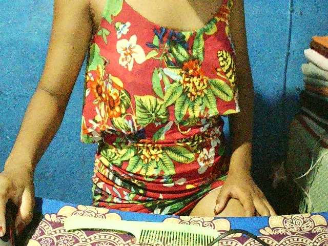 TriciaBella's BongaCams show and profile