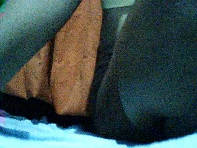 TriciaBella's BongaCams show and profile