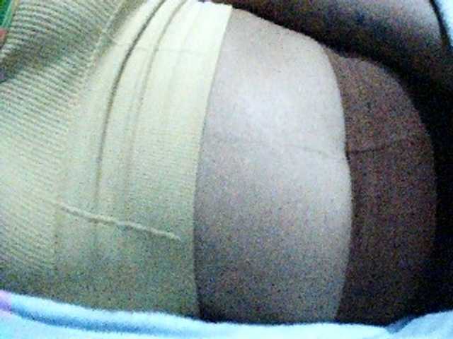 TriciaBella's BongaCams show and profile