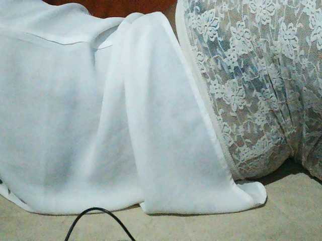 TriciaBella's BongaCams show and profile