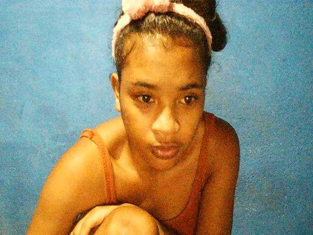 TriciaBella — Dirty,cute,caring, always wet,I love vibration,lick my pussy