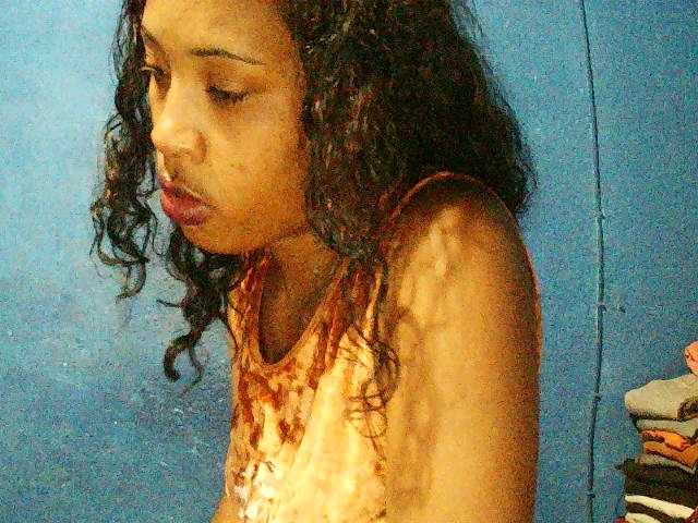 TriciaBella's BongaCams show and profile