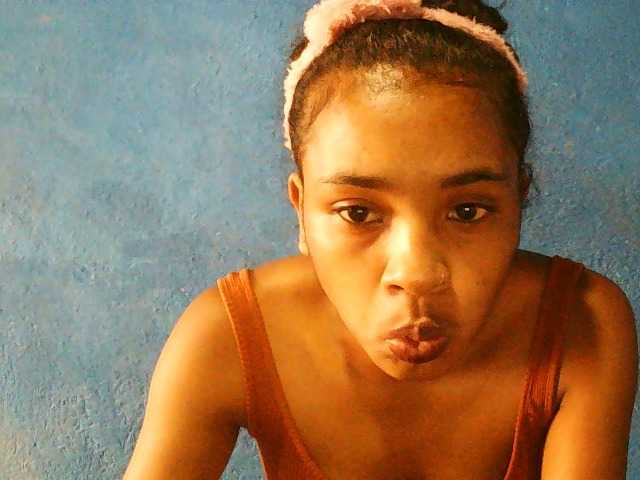 TriciaBella — Dirty,cute,caring, always wet,I love vibration,lick my pussy