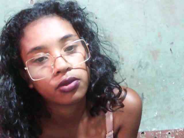 TriciaBella webcam