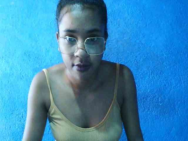 TriciaBella Live Webcam on BongaCams