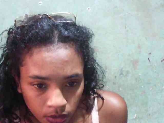 TriciaBella webcam