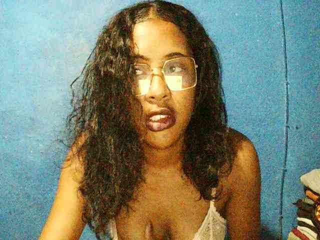 TriciaBella TriciaBella