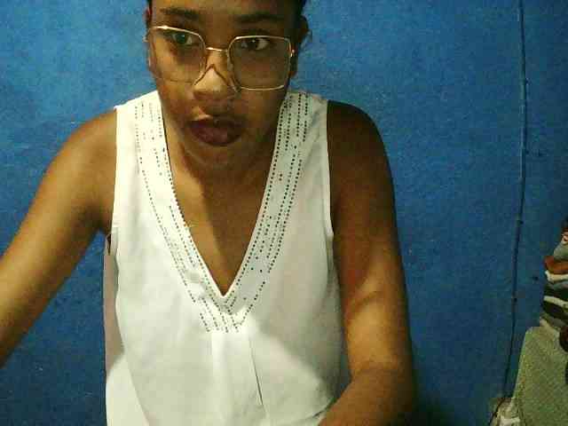 TriciaBella Live Webcam on BongaCams