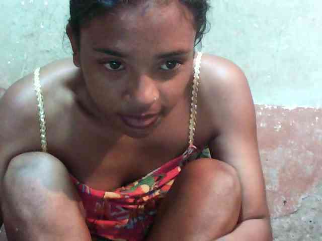 TriciaBella webcam