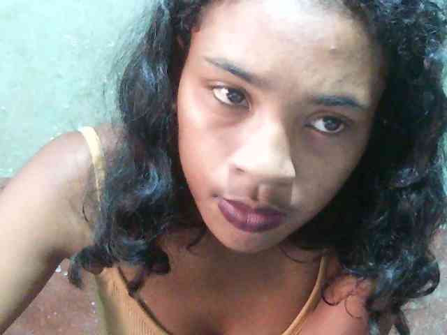 TriciaBella webcam