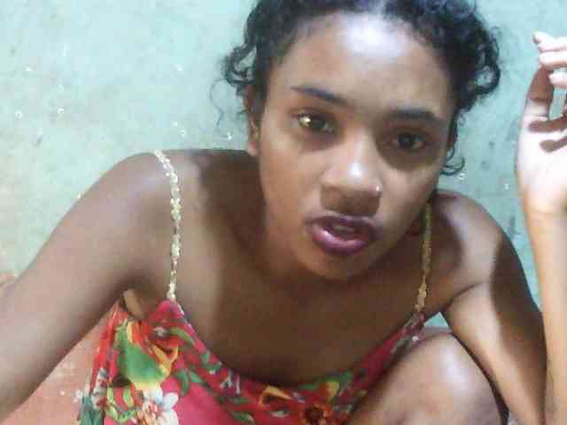 TriciaBella webcam