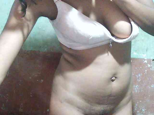 TriciaBella webcam