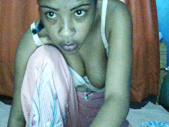 TriciaBella Live Webcam on BongaCams