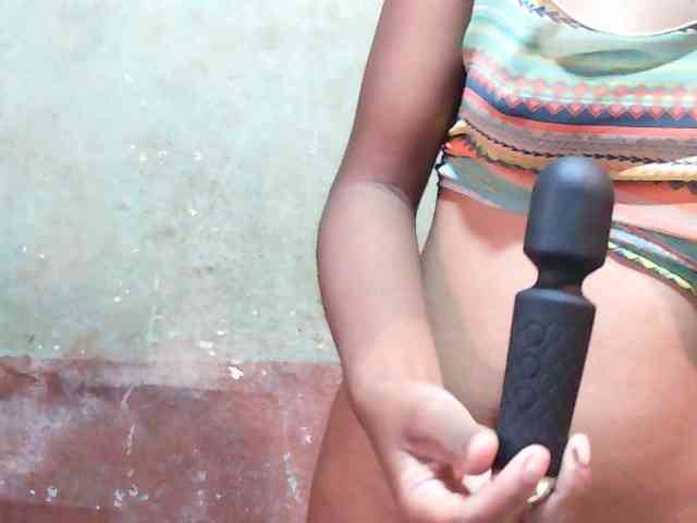 TriciaBella webcam