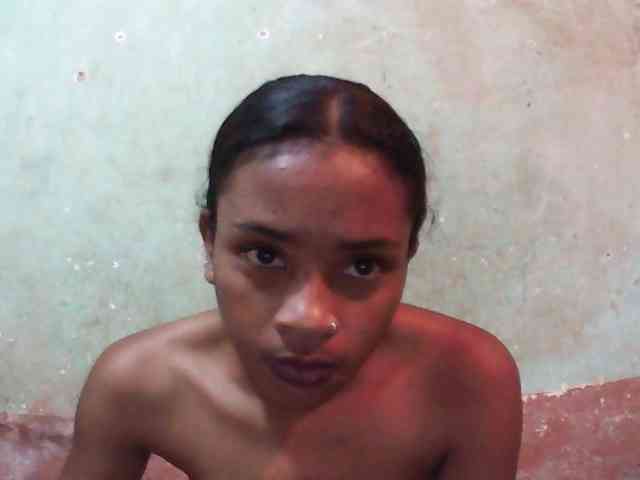 TriciaBella webcam
