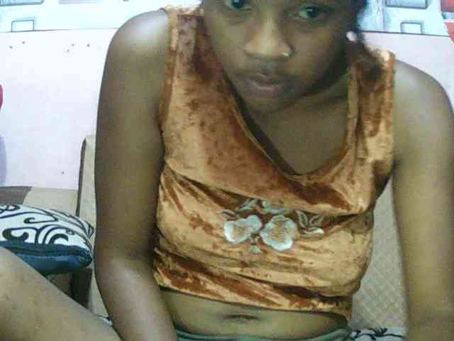 TriciaBella webcam