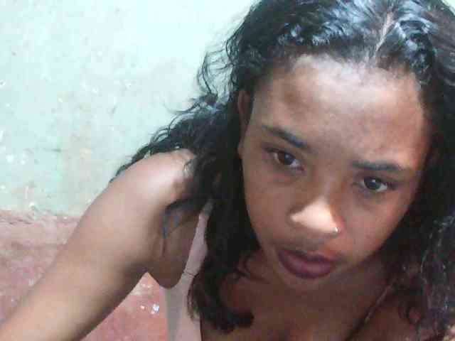 TriciaBella webcam