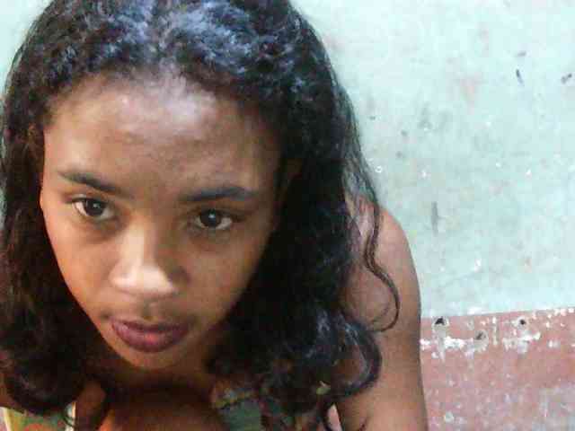 TriciaBella webcam