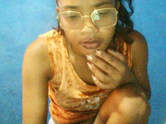 TriciaBella TriciaBella