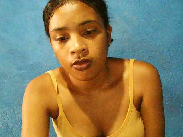 webcam live sex TriciaBella