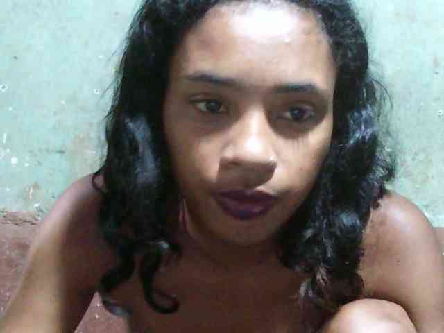 TriciaBella webcam