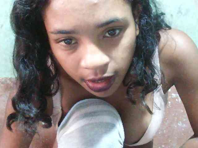 TriciaBella webcam