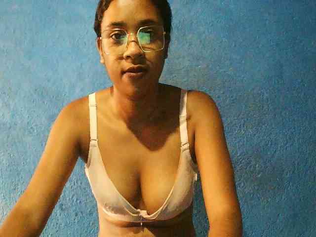 TriciaBella TriciaBella