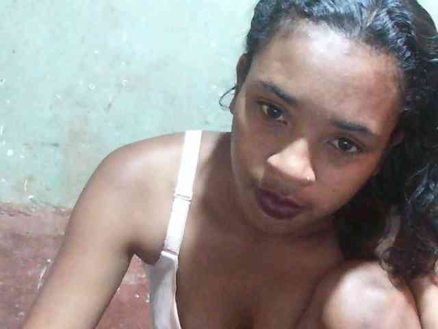 TriciaBella webcam