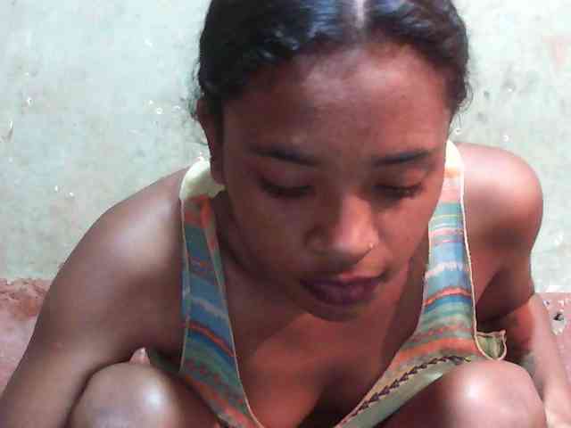 TriciaBella webcam