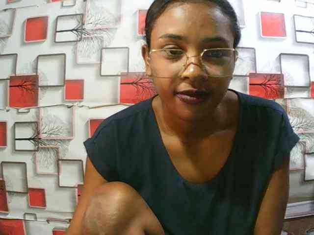 TriciaBella webcam