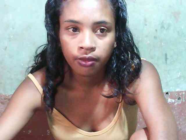 TriciaBella webcam