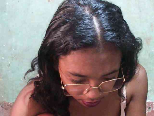 TriciaBella webcam