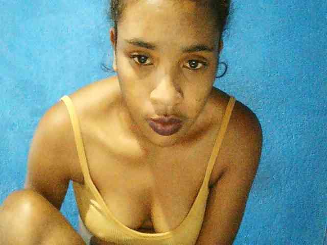 TriciaBella Live Webcam on BongaCams