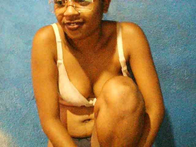 TriciaBella TriciaBella