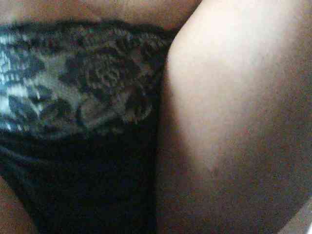 TriciaBella webcam