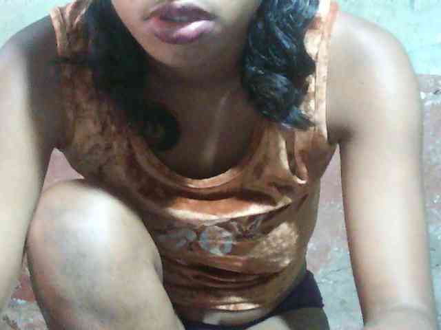 TriciaBella webcam