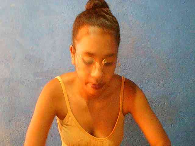 TriciaBella Live Webcam on BongaCams