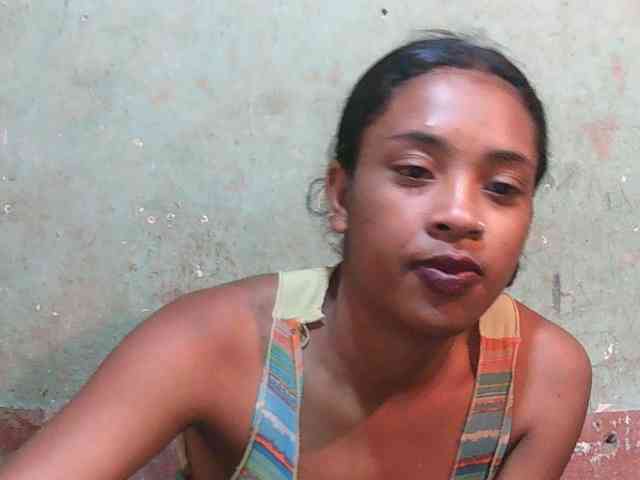 TriciaBella webcam