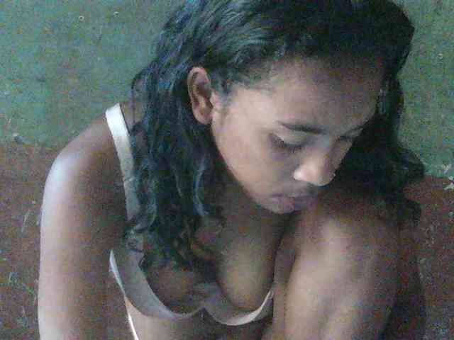 TriciaBella webcam