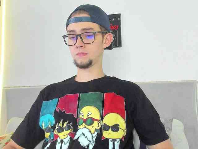 AllanParck Live Webcam on BongaCams