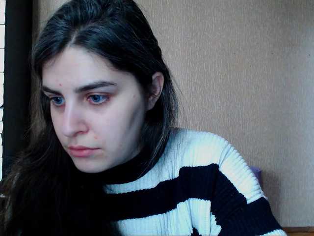 Roselina's BongaCams show and profile