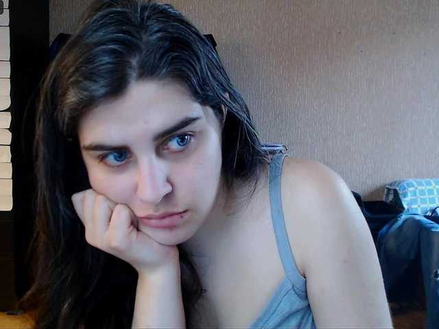 Roselina's BongaCams show and profile