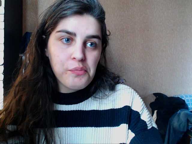 Roselina's BongaCams show and profile