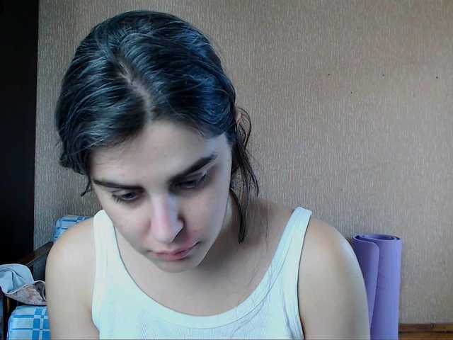 Roselina's BongaCams show and profile